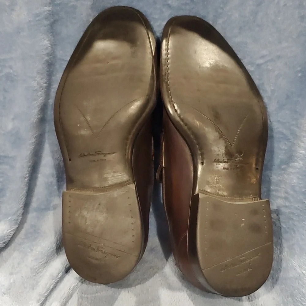 Salvatore Ferragamo brown vintage loafer